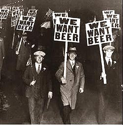 3prohibice_we_want_beer.jpg